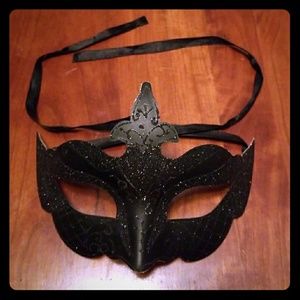 Masquerade mask